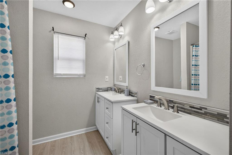 Photo 23 of 34 residential for sale in Norfolk virginia