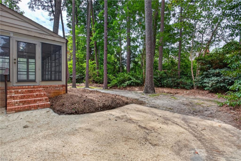 Photo 5 of 45 residential for sale in Chesapeake virginia Photo 5 of 45 residential for sale in Chesapeake virginia