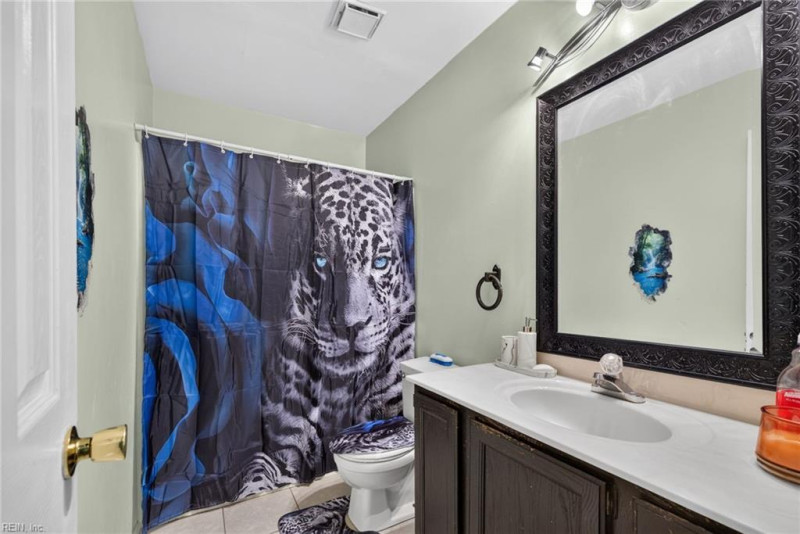 Photo 17 of 29 residential for sale in Virginia Beach virginia