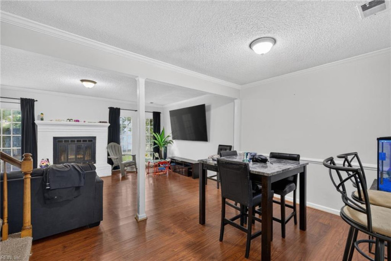 Photo 8 of 29 residential for sale in Virginia Beach virginia