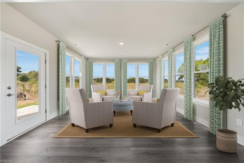 Photo 12 of 37 residential for sale in Suffolk virginia