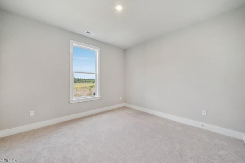 Photo 15 of 37 residential for sale in Suffolk virginia