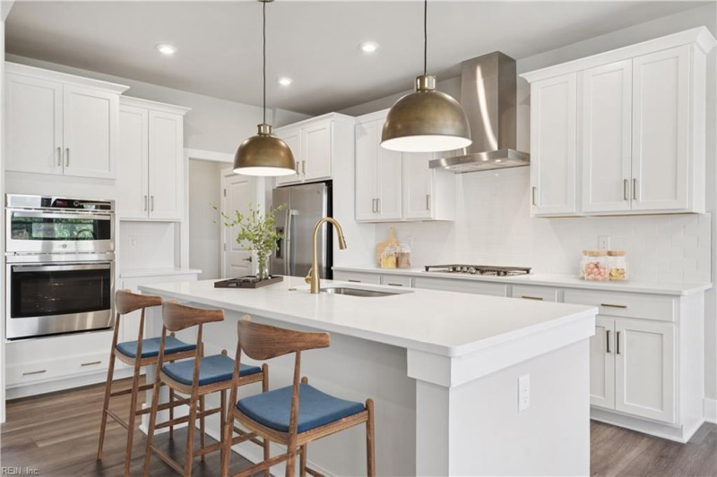Photo 6 of 37 residential for sale in Suffolk virginia