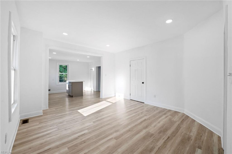 Photo 11 of 37 residential for sale in Norfolk virginia Photo 11 of 37 residential for sale in Norfolk virginia