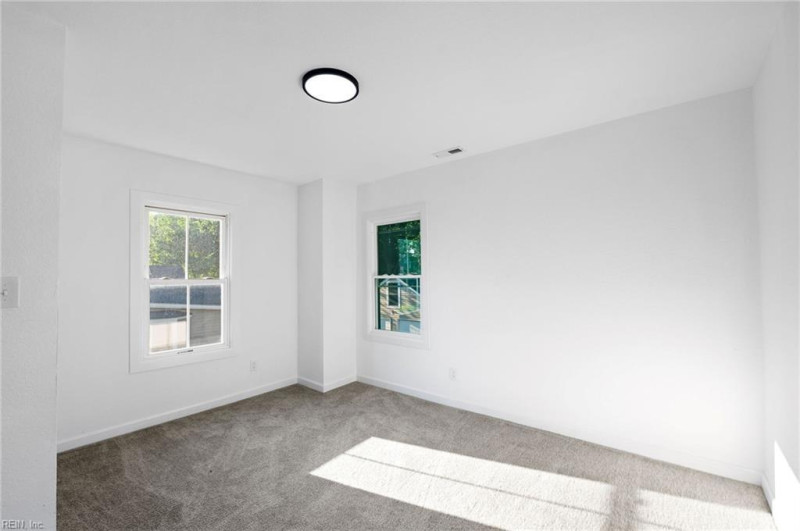 Photo 17 of 37 residential for sale in Norfolk virginia Photo 17 of 37 residential for sale in Norfolk virginia