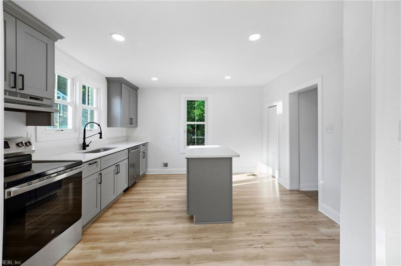 Photo 5 of 37 residential for sale in Norfolk virginia Photo 5 of 37 residential for sale in Norfolk virginia