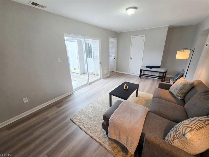 Photo 7 of 19 residential for sale in Norfolk virginia Photo 7 of 19 residential for sale in Norfolk virginia