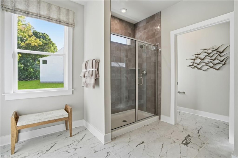 Photo 17 of 36 residential for sale in Suffolk virginia