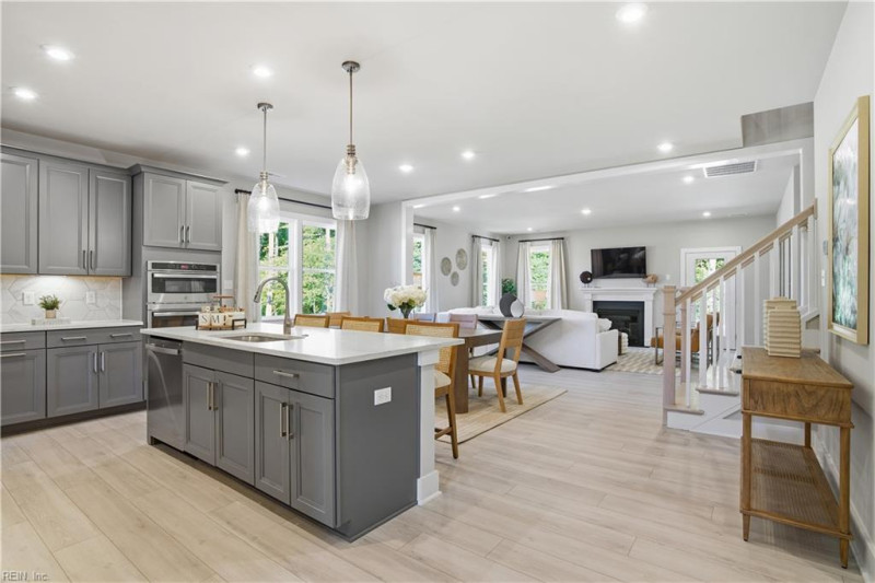 Photo 6 of 36 residential for sale in Suffolk virginia
