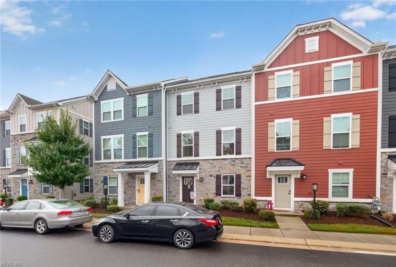 Photo 1 of 47 residential for sale in Chesapeake virginia