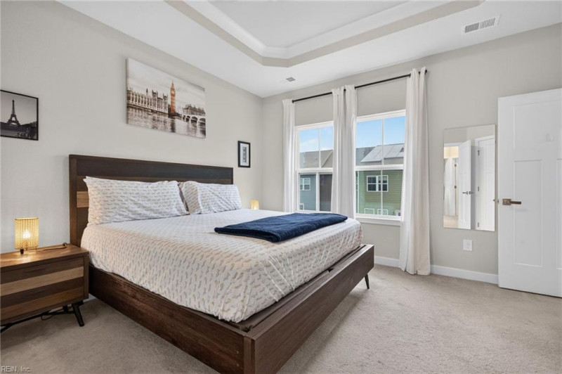 Photo 16 of 47 residential for sale in Chesapeake virginia
