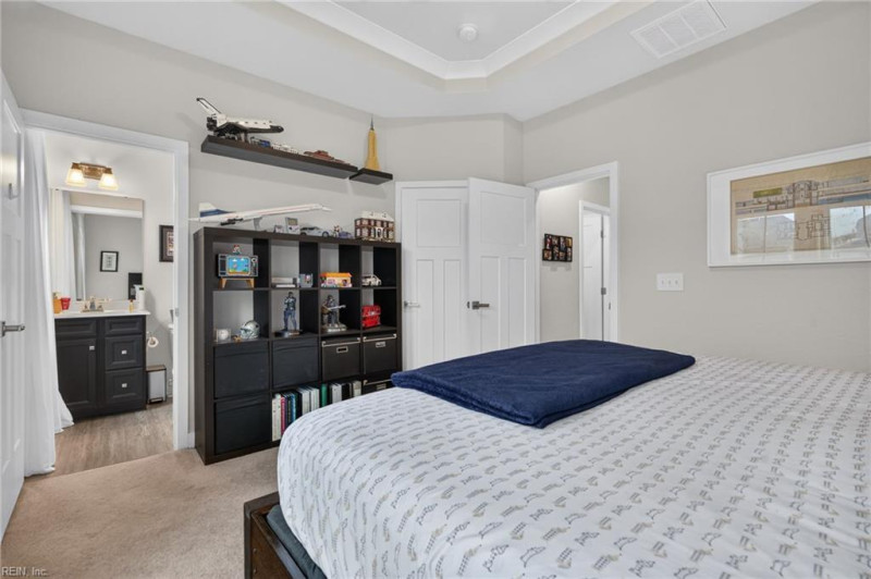 Photo 17 of 47 residential for sale in Chesapeake virginia