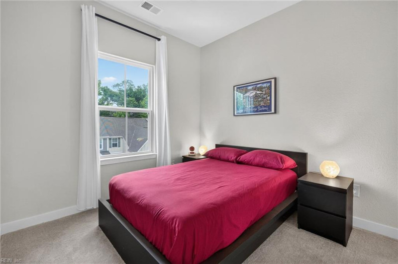 Photo 20 of 47 residential for sale in Chesapeake virginia