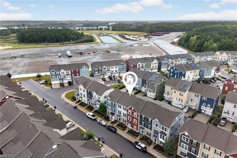 Photo 34 of 47 residential for sale in Chesapeake virginia
