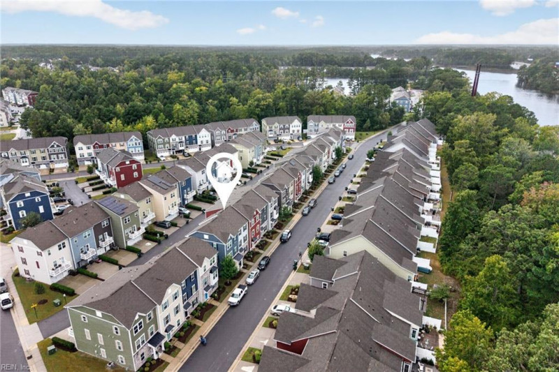Photo 36 of 47 residential for sale in Chesapeake virginia