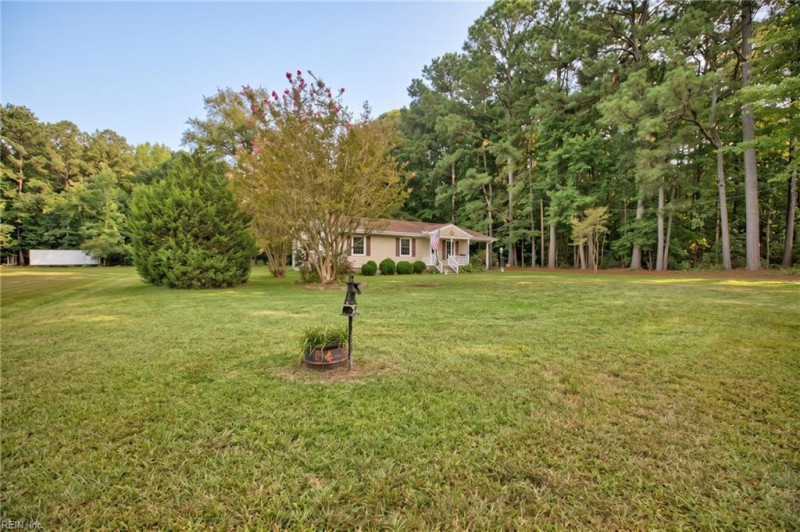 Photo 2 of 26 residential for sale in Gloucester County virginia