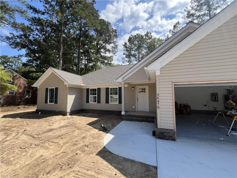 Photo 2 of 10 residential for sale in Southampton County virginia
