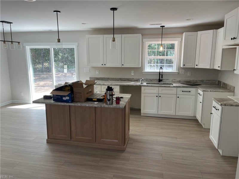 Photo 5 of 10 residential for sale in Southampton County virginia