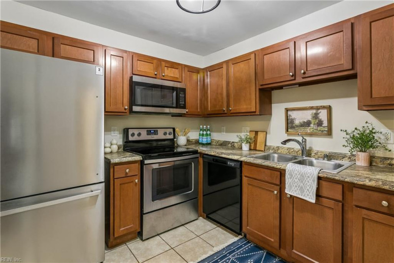 Photo 10 of 35 residential for sale in Newport News virginia