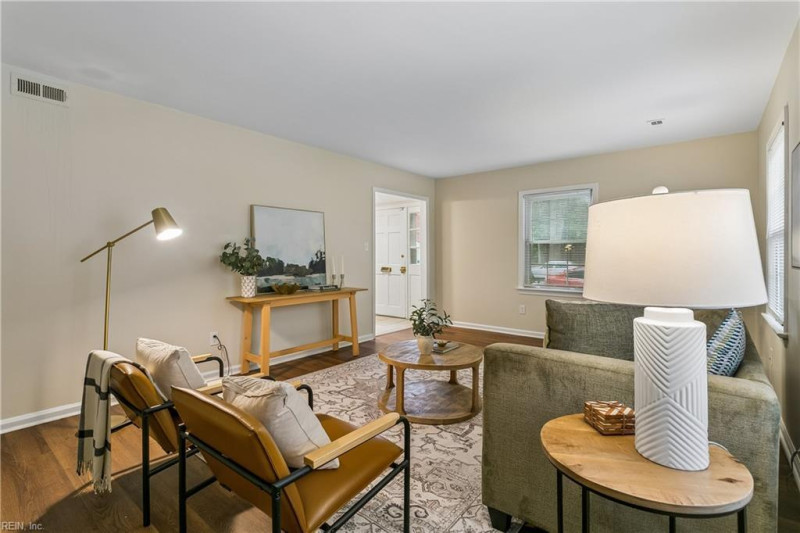 Photo 16 of 35 residential for sale in Newport News virginia