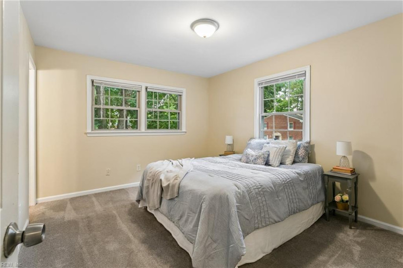 Photo 19 of 35 residential for sale in Newport News virginia