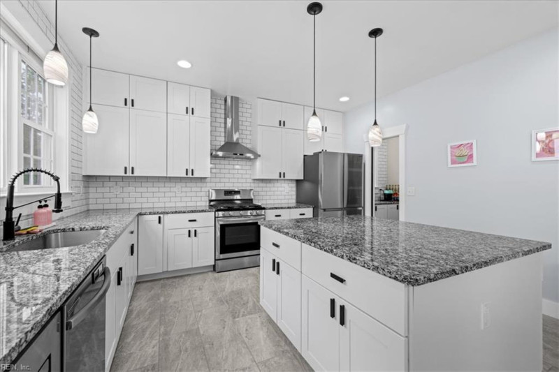 Photo 5 of 50 residential for sale in Virginia Beach virginia