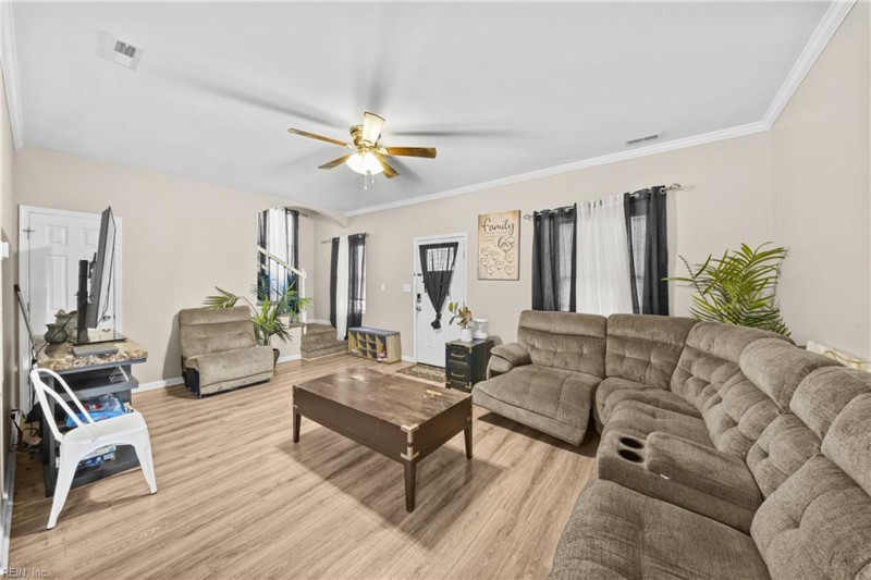 Photo 4 of 11 residential for sale in Norfolk virginia