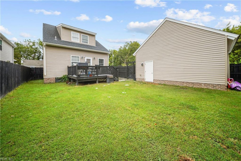 Photo 8 of 11 residential for sale in Norfolk virginia