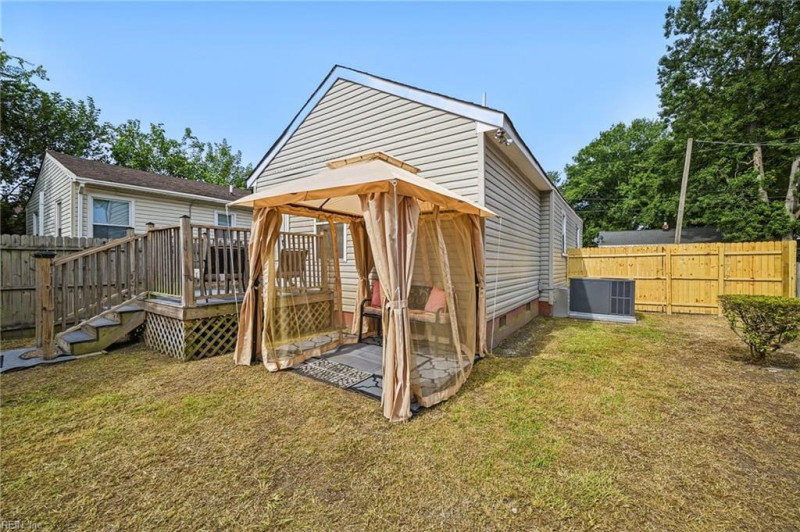 Photo 23 of 34 residential for sale in Norfolk virginia Photo 23 of 34 residential for sale in Norfolk virginia