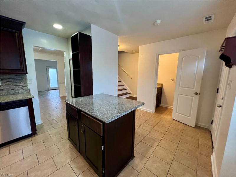 Photo 20 of 33 residential for sale in Virginia Beach virginia