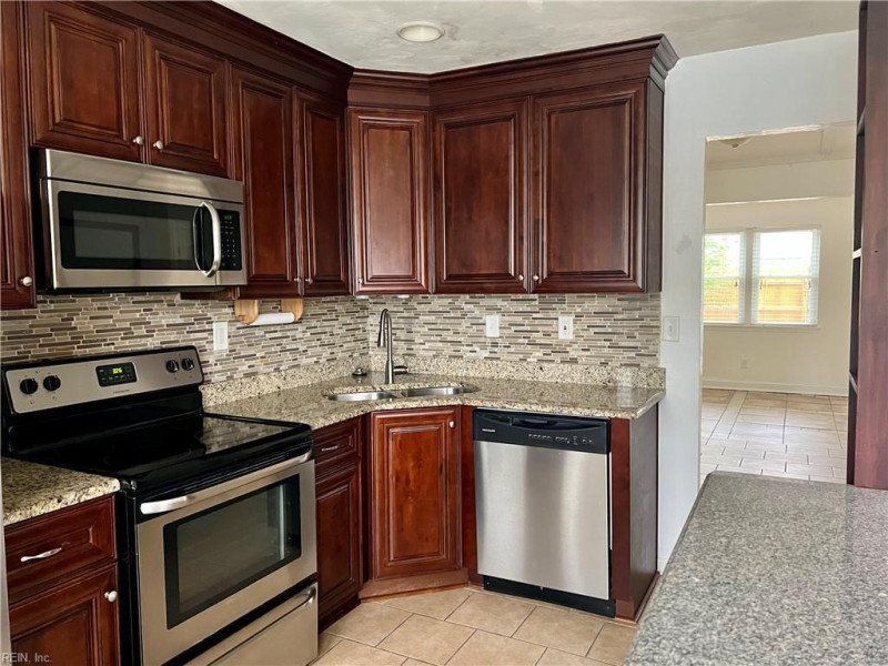 Photo 31 of 33 residential for sale in Virginia Beach virginia