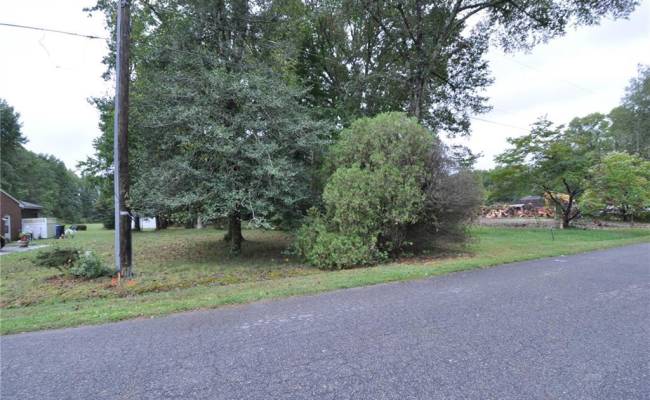 000 Pioneer Lane, Chesapeake, VA 23323