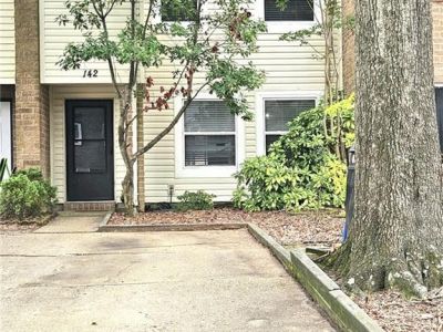 property image for 142 Tower Drive VIRGINIA BEACH VA 23462