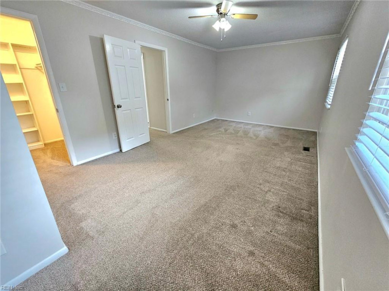 Photo 17 of 32 residential for sale in Virginia Beach virginia