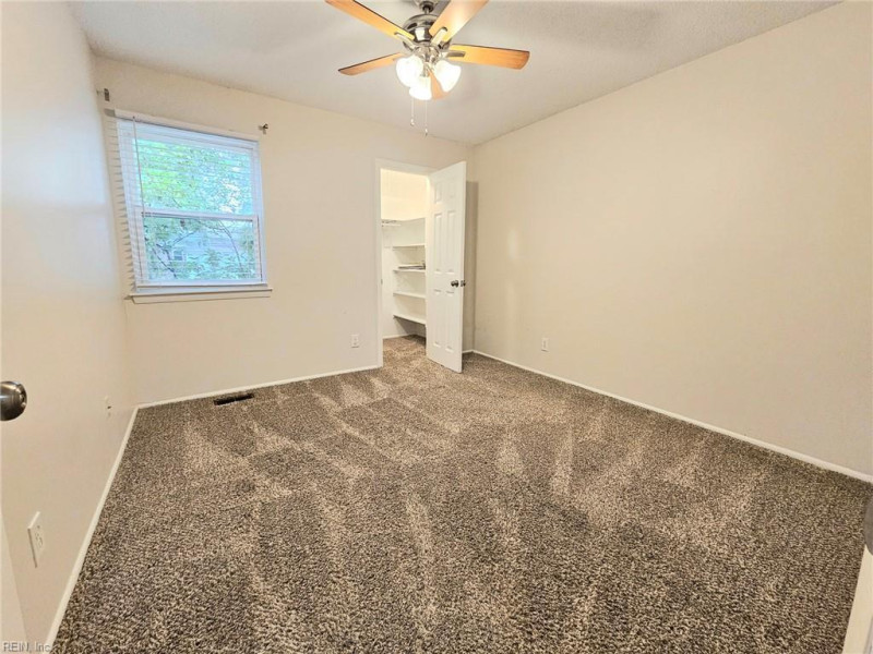 Photo 24 of 32 residential for sale in Virginia Beach virginia