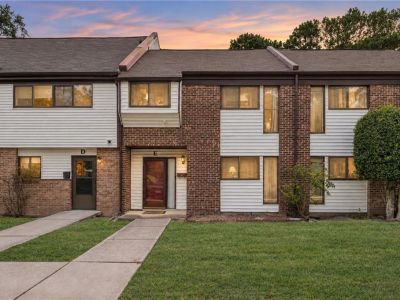 property image for 125 Windsor Pines Way NEWPORT NEWS VA 23608