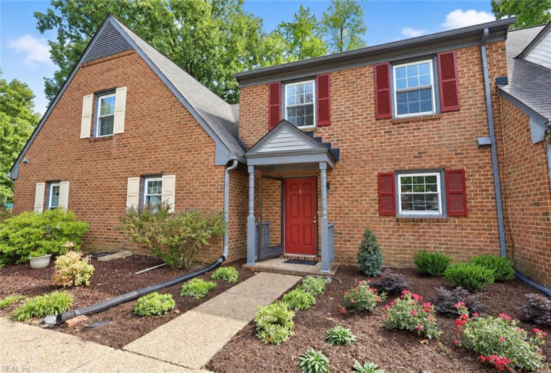 Photo 2 of 5 residential for sale in Newport News virginia Photo 2 of 5 residential for sale in Newport News virginia
