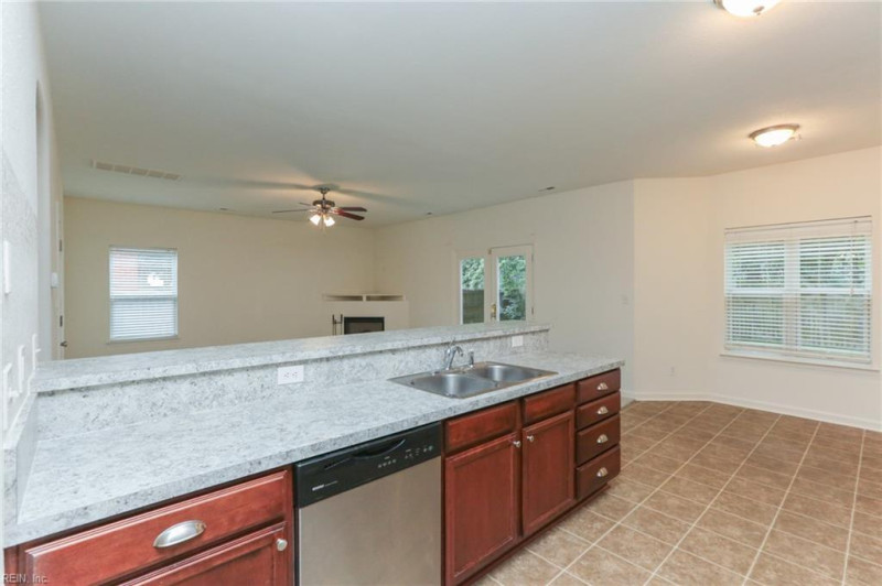 Photo 12 of 47 residential for sale in Chesapeake virginia Photo 12 of 47 residential for sale in Chesapeake virginia
