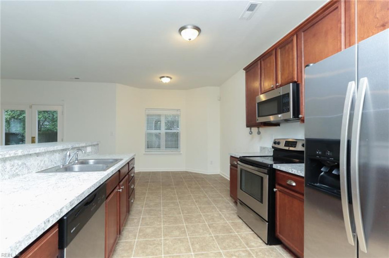 Photo 13 of 47 residential for sale in Chesapeake virginia Photo 13 of 47 residential for sale in Chesapeake virginia