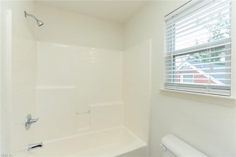 Photo 33 of 47 residential for sale in Chesapeake virginia Photo 33 of 47 residential for sale in Chesapeake virginia