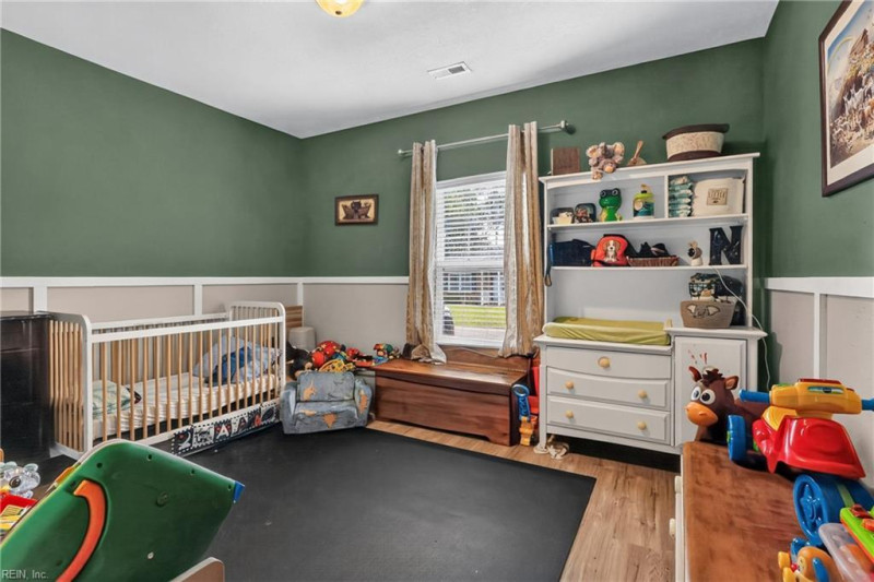 Photo 24 of 39 residential for sale in Chesapeake virginia