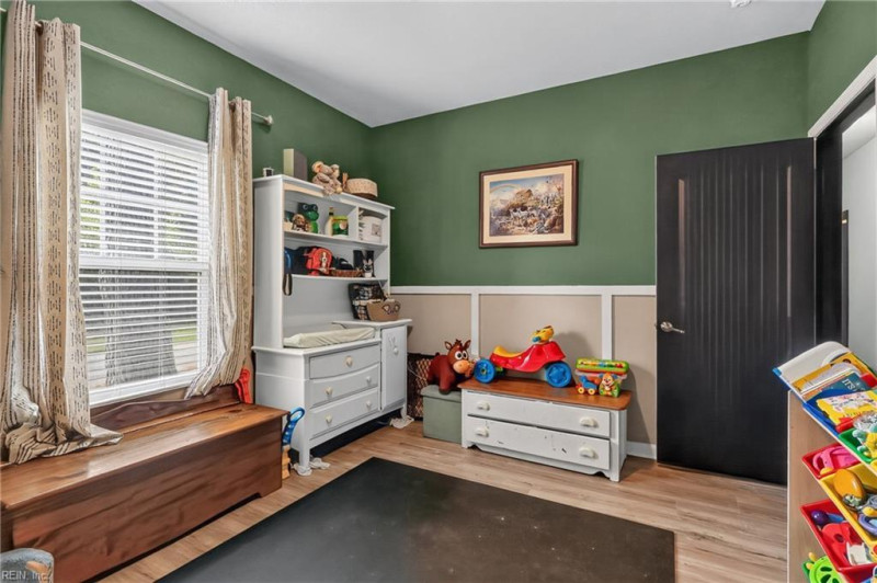 Photo 26 of 39 residential for sale in Chesapeake virginia
