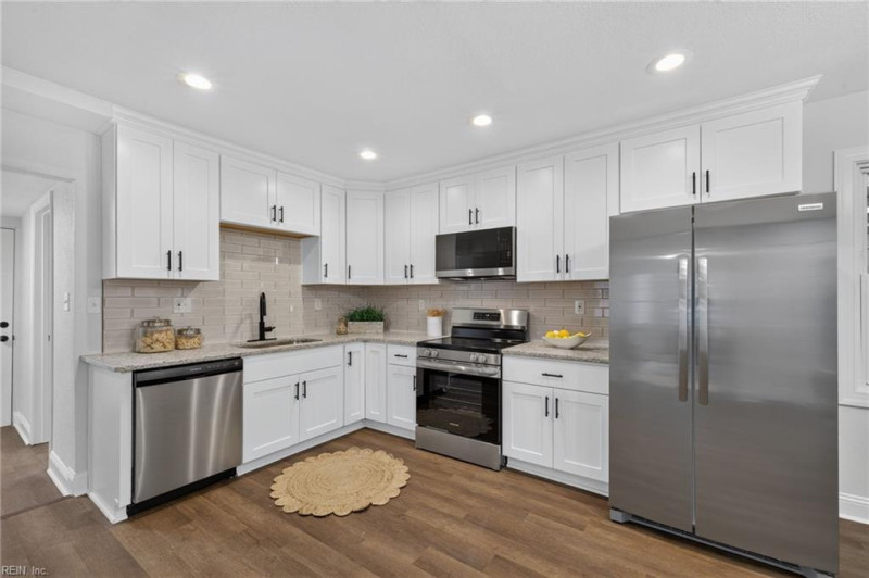 Photo 4 of 24 residential for sale in Portsmouth virginia