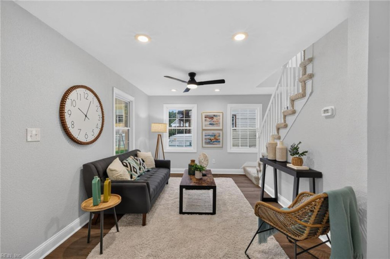 Photo 8 of 24 residential for sale in Portsmouth virginia