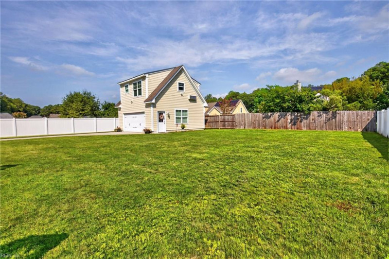 Photo 38 of 41 residential for sale in Chesapeake virginia Photo 38 of 41 residential for sale in Chesapeake virginia