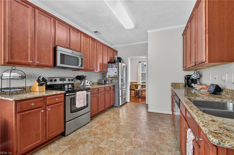 Photo 7 of 41 residential for sale in Chesapeake virginia Photo 7 of 41 residential for sale in Chesapeake virginia