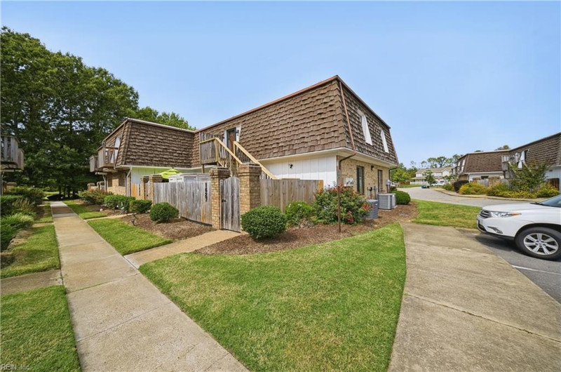 Photo 2 of 22 residential for sale in Virginia Beach virginia Photo 2 of 22 residential for sale in Virginia Beach virginia