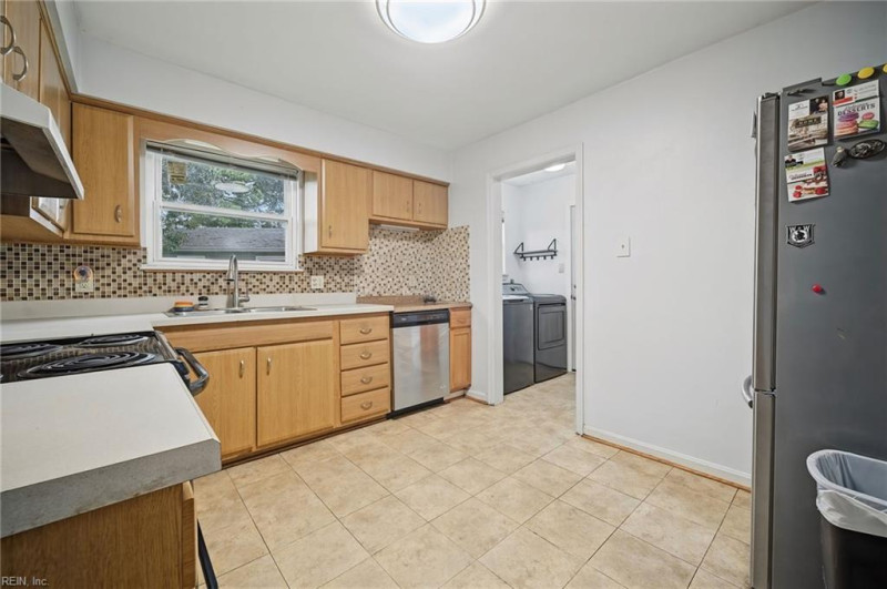 Photo 8 of 45 residential for sale in Virginia Beach virginia Photo 8 of 45 residential for sale in Virginia Beach virginia