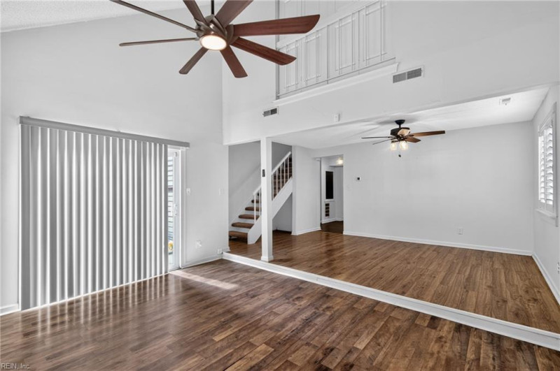 Photo 12 of 43 residential for sale in Virginia Beach virginia
