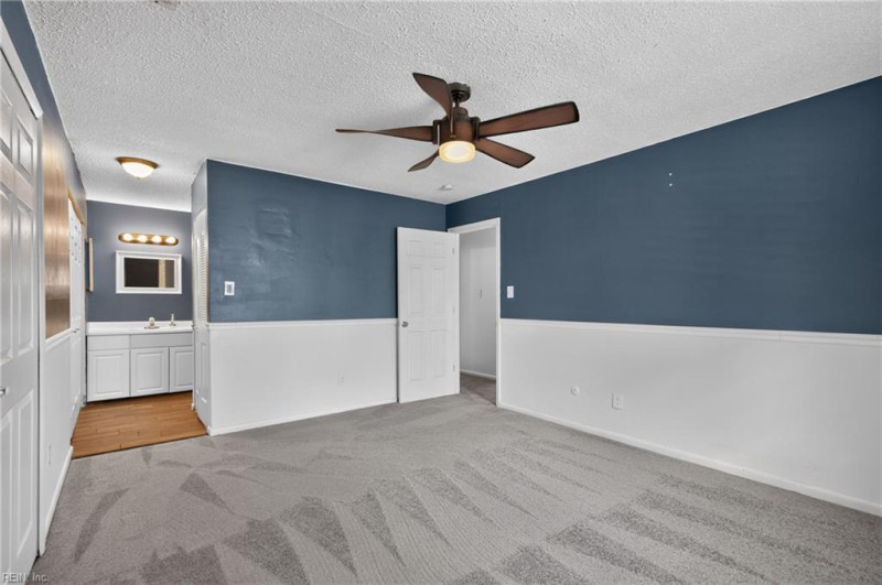 Photo 20 of 43 residential for sale in Virginia Beach virginia